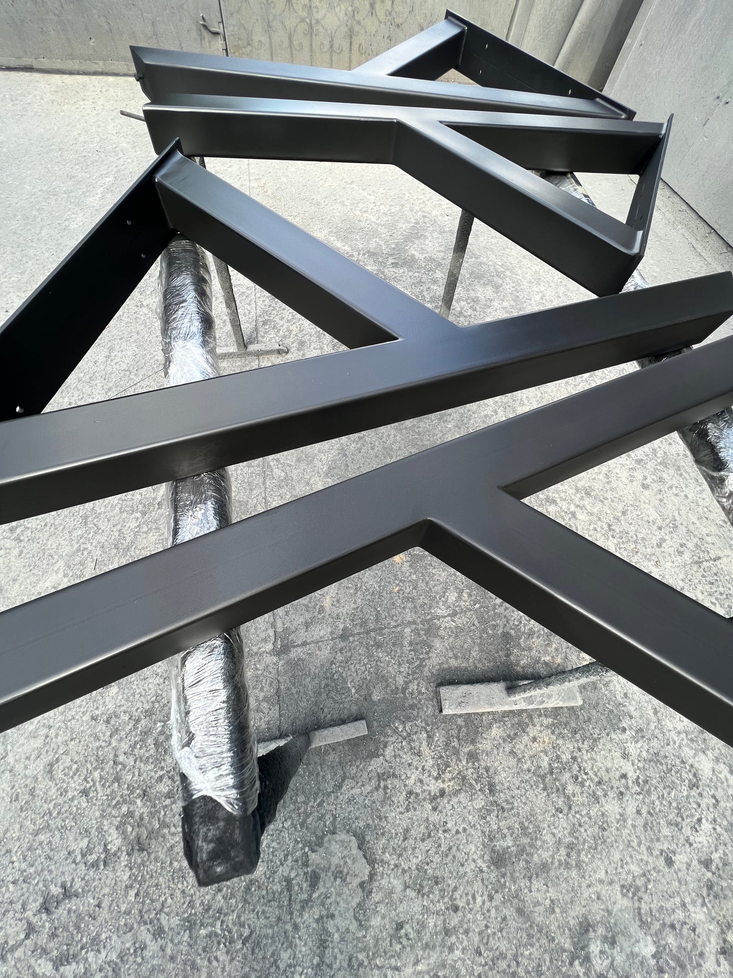 Set 4 picioare metalice pentru masă York, 72 x 55 cm, profil 7 x 7 cm, negru mat